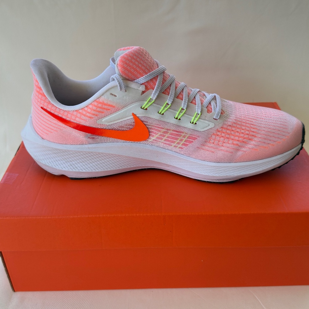 Nike Men’s Pink and Orange Running Sneakers